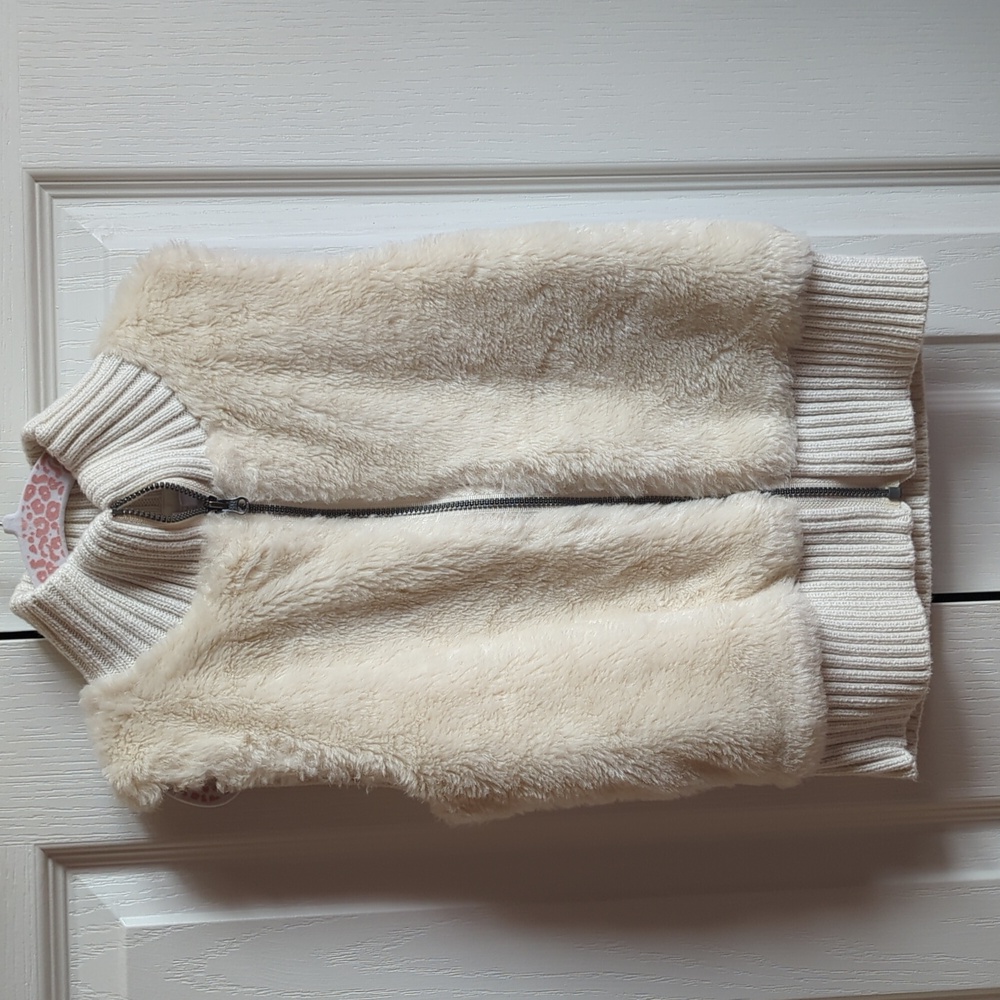 GAP Faux Fur Vest, Size Medium